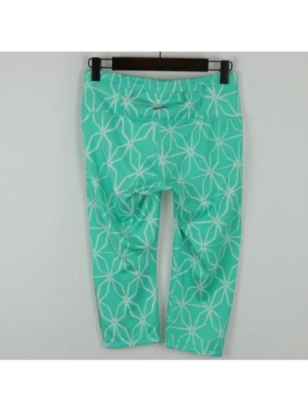 Brooks Women's XS Green White Mid Rise Capri Athletic Running Leggings